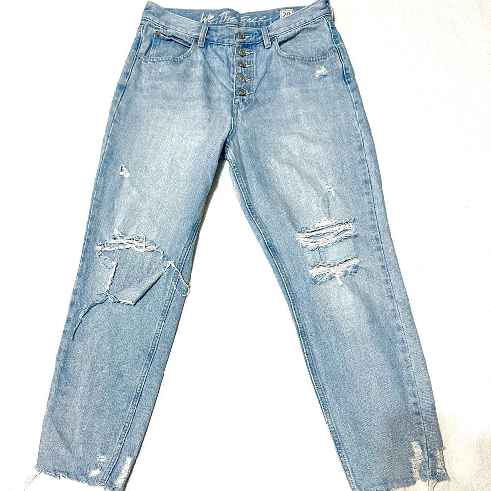 FP WE THE FREE HIGHRISE DISTRESSED BF BAGGY FIT EXPOSED BUTTON FLY RAW HEM  Sz29